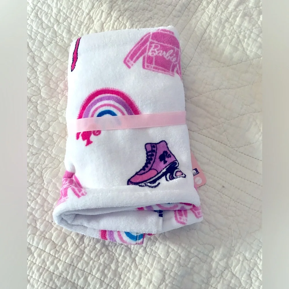 Barbie 2 Bath Hand Kitchen Towel Set Original New with Tags